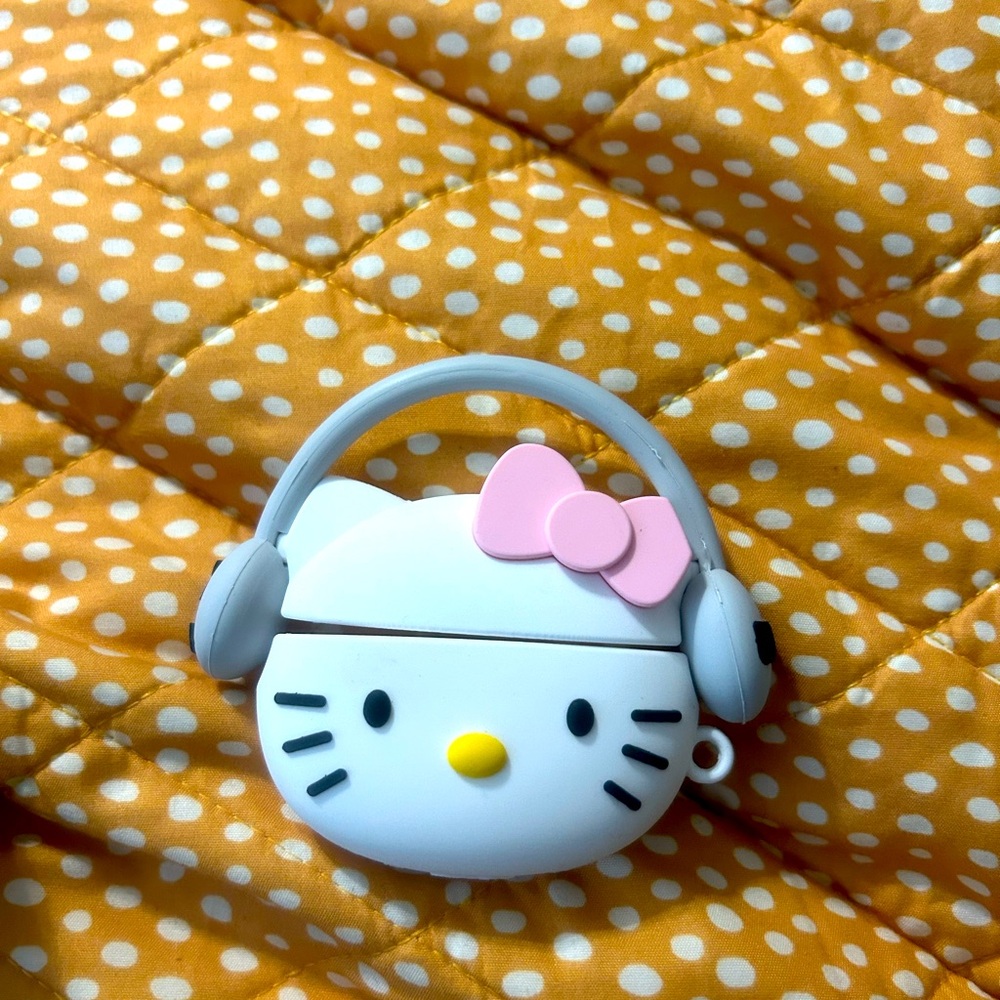 Hello Kitty AirPods Pro case
